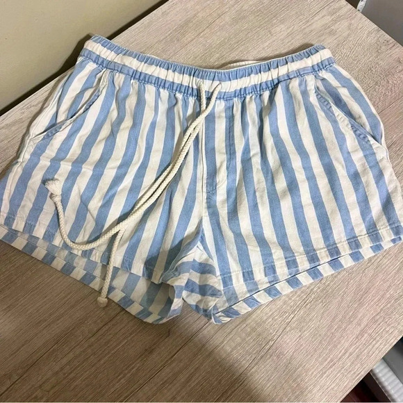 Aerie Chambray Stripe Shorts Size XS - Picture 2 of 8